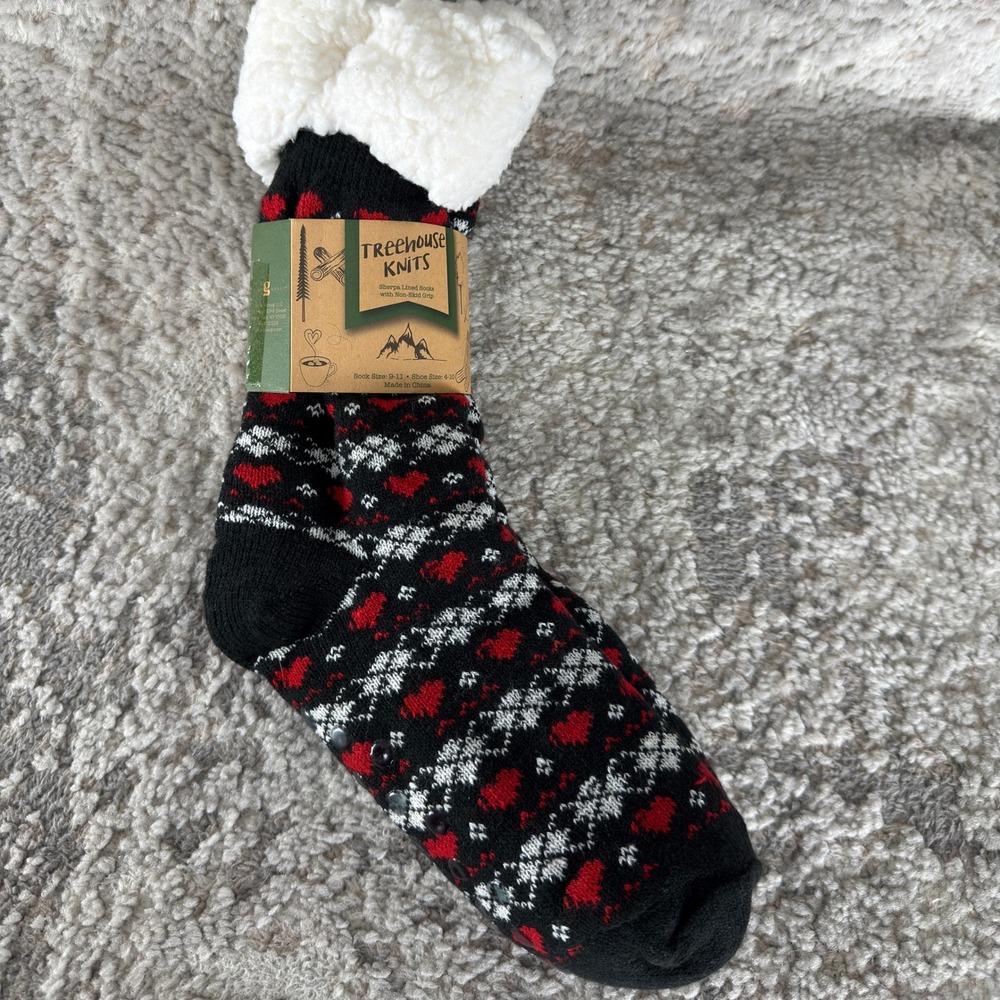 New Treehouse Knits Sz 4-10 Sherpa Lined Heart Non-Skid Slipper Socks Black Wmn